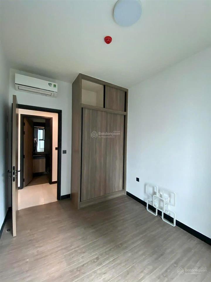 Bán căn hộ de la sol 2pn nội thất cơ bản view hồ bơi, 9.550tỷ (bao hết) 0888 051 *** em tiên