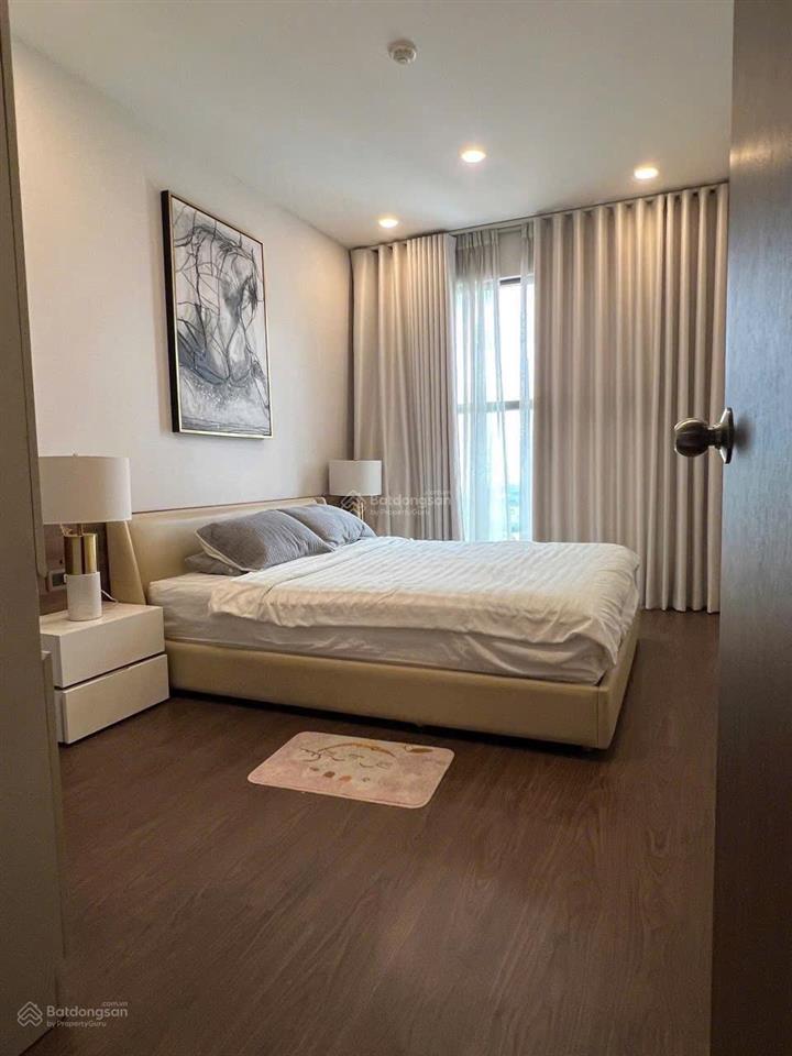 Bán saigon royal 2pn chỉ 14 tỷ tầng cao