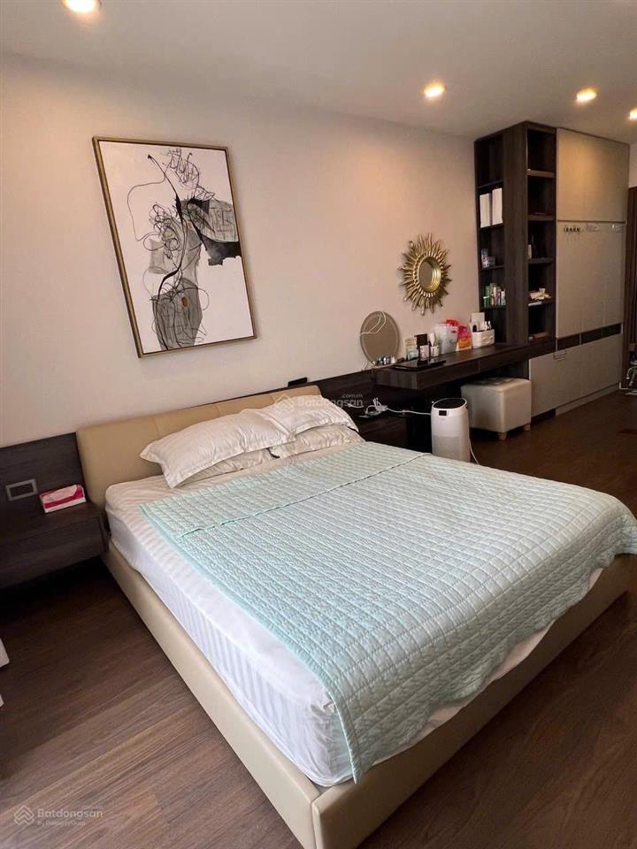 Bán saigon royal 2pn chỉ 14 tỷ tầng cao