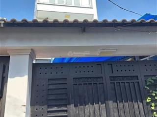 Nhà đẹp hẻm nhựa thông sát mặt tiền, gần phạm văn đồng 4 tầng 4,5x13 5,7 tỷ.