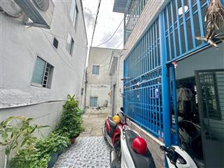 Nhà đẹp ở ngay đón tết gần cc lavita charm 4,2x15,5m, 2 tầng trước tết 4,3 tỷ