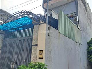 Nhà đẹp kiên cố ở ngay hẻm xe hơi đối diện vạn phúc city 3 tầng 4,5x23 chỉ 8,3 tỷ.