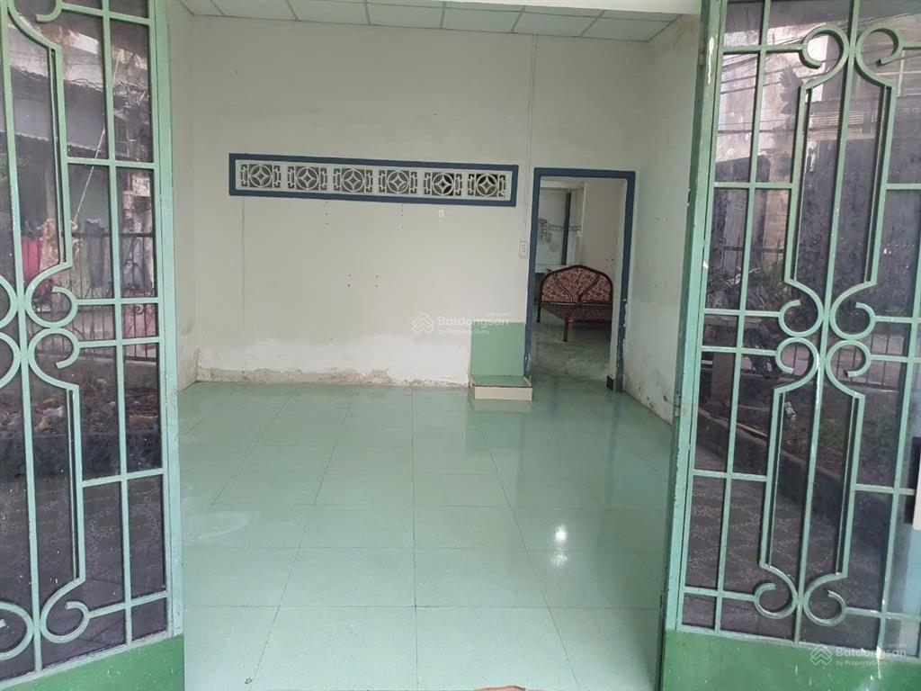 Bán nhà hẻm xe hơi căn góc đối diện khu dc hồng long 5,3x19 chỉ 8,15 tỷ.