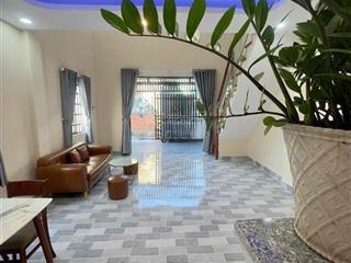 Mới đẹp ở ngay căn góc hẻm xe hơi sát mặt tiền gần chợ tam hà 5x12 chỉ 5,4 tỷ.