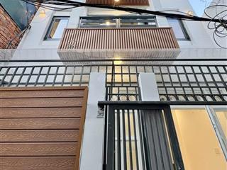 Hẻm kia morning khu phố thời trang huỳnh văn bánh 4 tầng 5,5x7 chỉ 6,85 tỷ.