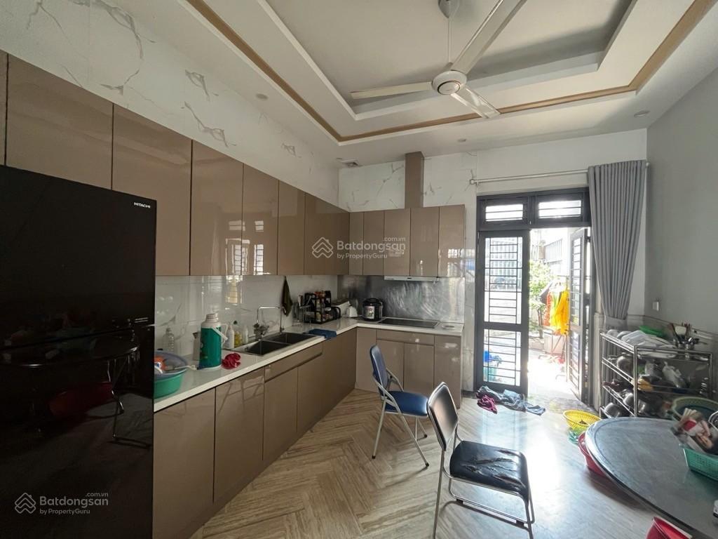 Nhà đẹp ở ngay hẻm xe hơi sát mặt tiền gần nút giao gò dưa 4x23 3 tầng chỉ 7,4 tỷ