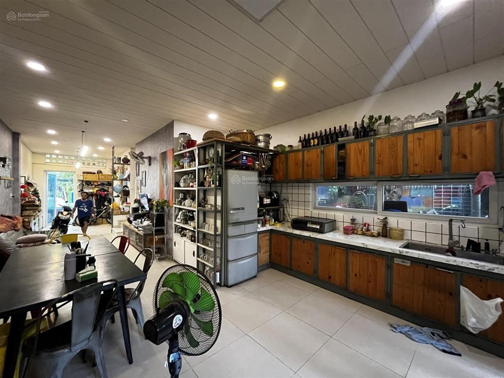 Nhà mặt tiền khu vp chính phủ 3 mặt thoáng sát vạn phúc 105m2 3 tầng chỉ 9,5 tỷ