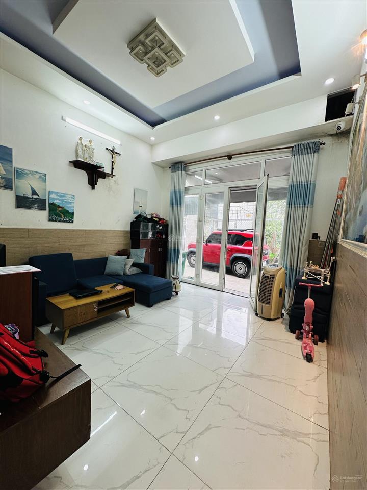 Nhà đẹp ở ngay hẻm xe hơi 2 tầng gần cc4s linh đông 4,2x12 chỉ 5,6 tỷ