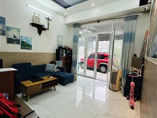 Nhà đẹp ở ngay hẻm xe hơi 2 tầng gần cc4s linh đông 4,2x12 chỉ 5,6 tỷ