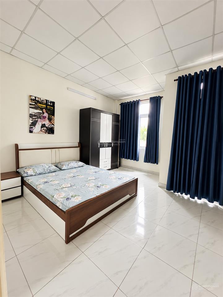 Nhà đẹp ở ngay hẻm xe hơi 2 tầng gần cc4s linh đông 4,2x12 chỉ 5,6 tỷ