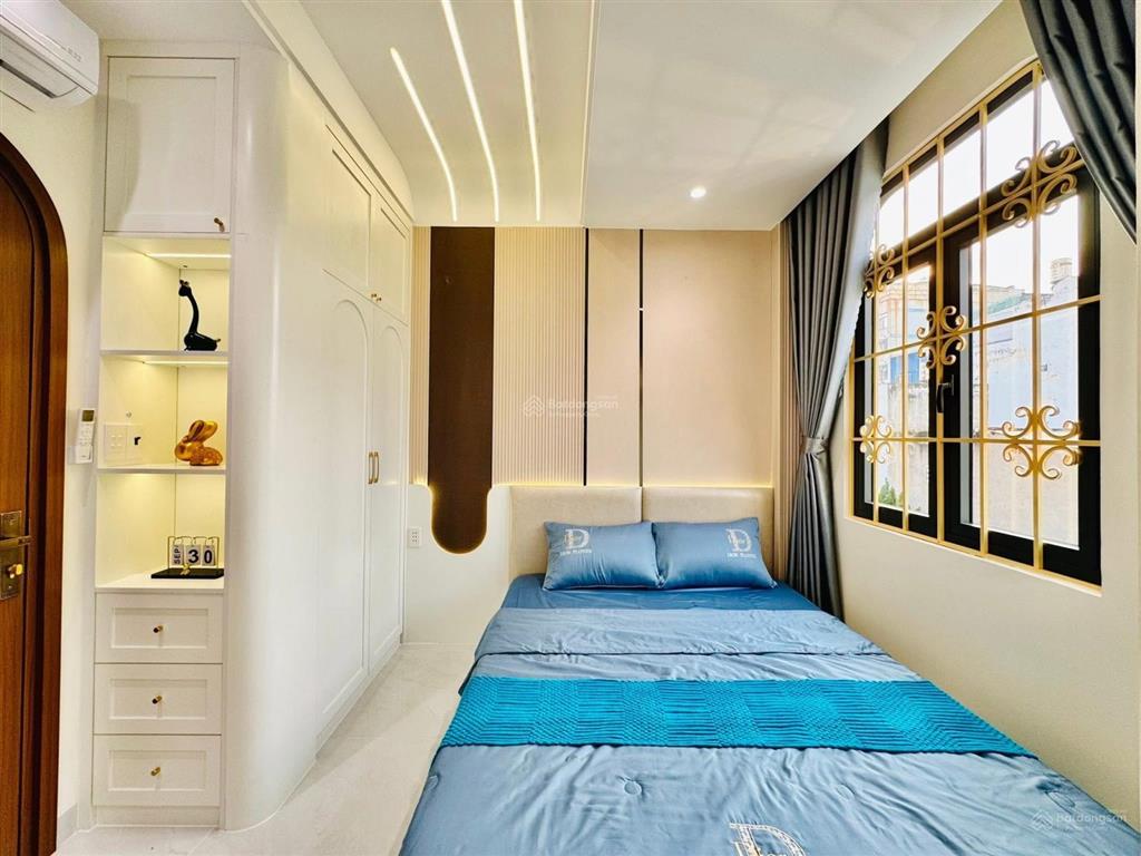 Cô 7 tôi cần bán nhà cao thắngp12q10,gần nhà hát hoà bình.giá 3tỷ 900tr/75,2m2,đang cho thuê 20tr