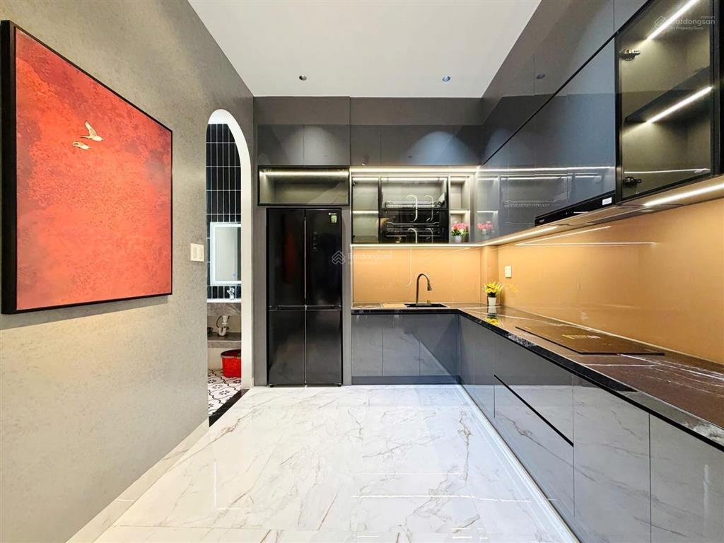 Tiền đây chứ đâu! nhà đẹp trần nãoq2,gần ga metro, thảo điền.giá 5tỷ200tr/69m2,cho thuê 28 triệu.