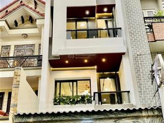 Chú tôi cần bán nhà phố lê quang địnhp11bt, gần bv ung bướu.giá 4tỷ 600tr /76,2m2,cho thuê 29 tr.