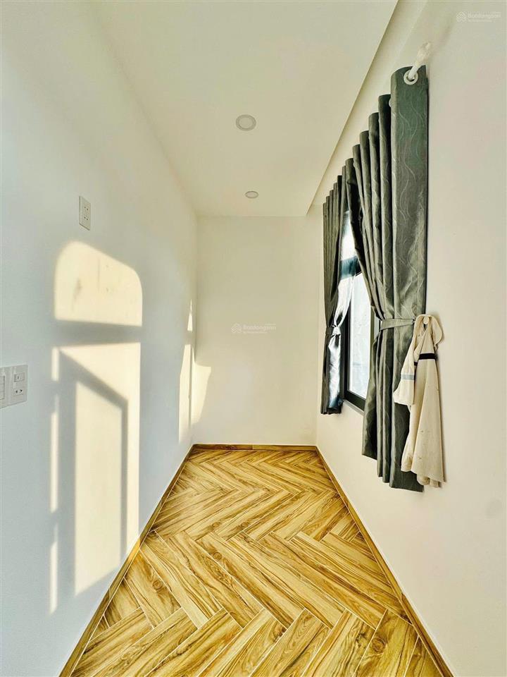 Giảm sốc nhà điện biên phủtân địnhq1,gần tiểu học đ.tiên hoàng.giá 4tỷ 900tr/71,8m2,cho thuê 32tr