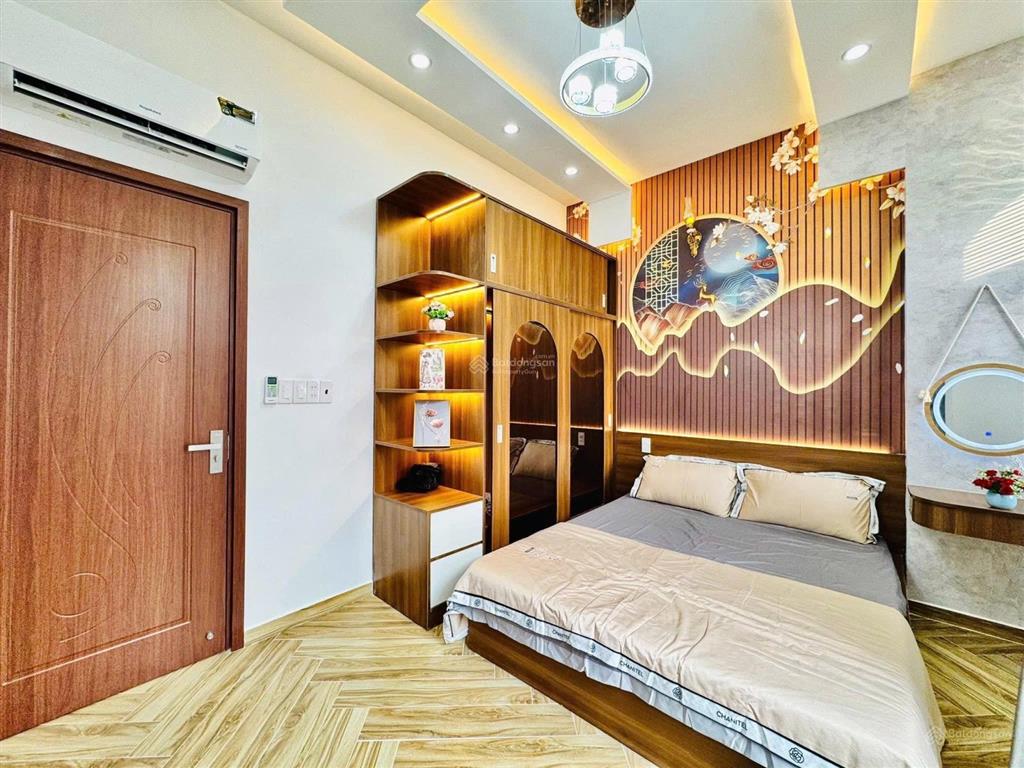 Giảm sốc nhà điện biên phủtân địnhq1,gần tiểu học đ.tiên hoàng.giá 4tỷ 900tr/71,8m2,cho thuê 32tr