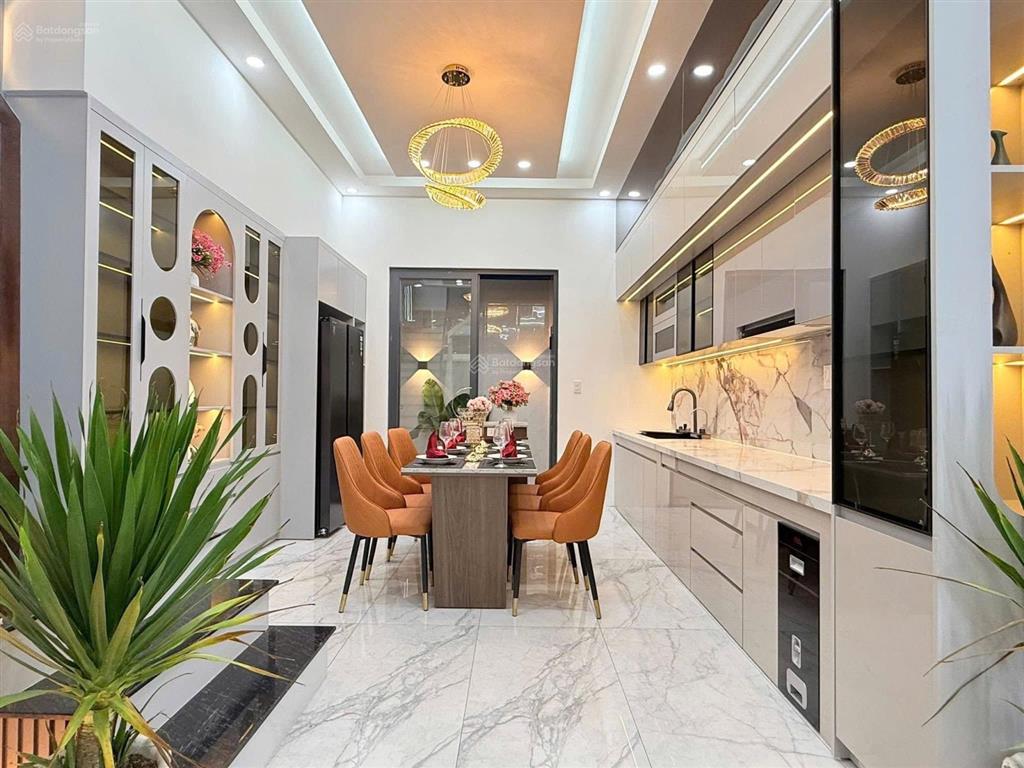 Giảm sốc nhà phố nguyễn phi khanhtân địnhq1, gần chợ tân định.giá 4tỷ650tr/78m2,đang cho thuê23tr