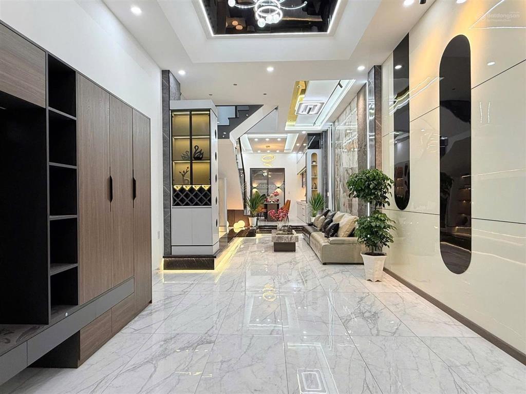 Giảm sốc nhà phố nguyễn phi khanhtân địnhq1, gần chợ tân định.giá 4tỷ650tr/78m2,đang cho thuê23tr