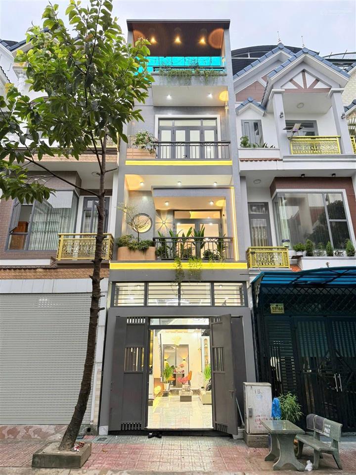 Giảm sốc nhà phố nguyễn phi khanhtân địnhq1, gần chợ tân định.giá 4tỷ650tr/78m2,đang cho thuê23tr