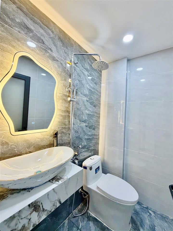 Chính chủ cần bán nhà nguyễn phúc nguyêntân địnhq3,gần ga sài gòn.giá3tỷ900tr/68,3m2,cho thuê26tr