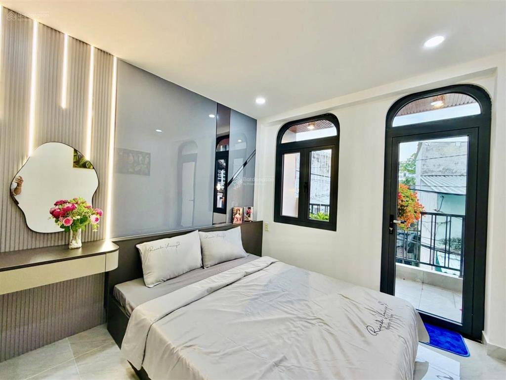 Chính chủ cần bán nhà nguyễn phúc nguyêntân địnhq3,gần ga sài gòn.giá3tỷ900tr/68,3m2,cho thuê26tr