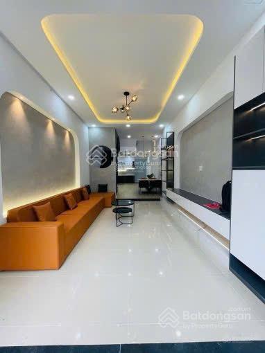 Cần bán nhanh nhà phố quang trungp8 gò vấp, cv làng hoa.giá3tỷ750tr/69m2,đang cho thuê 23tr/tháng