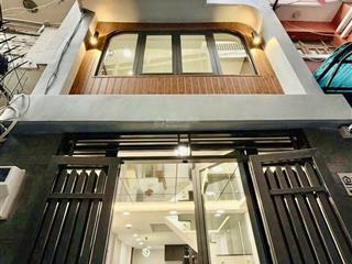 Chủ cần tiền bán nhanh nhà thạch thị thanh  tđ  q1, gần cv lê văn tám. 88m2, cho thuê 37tr