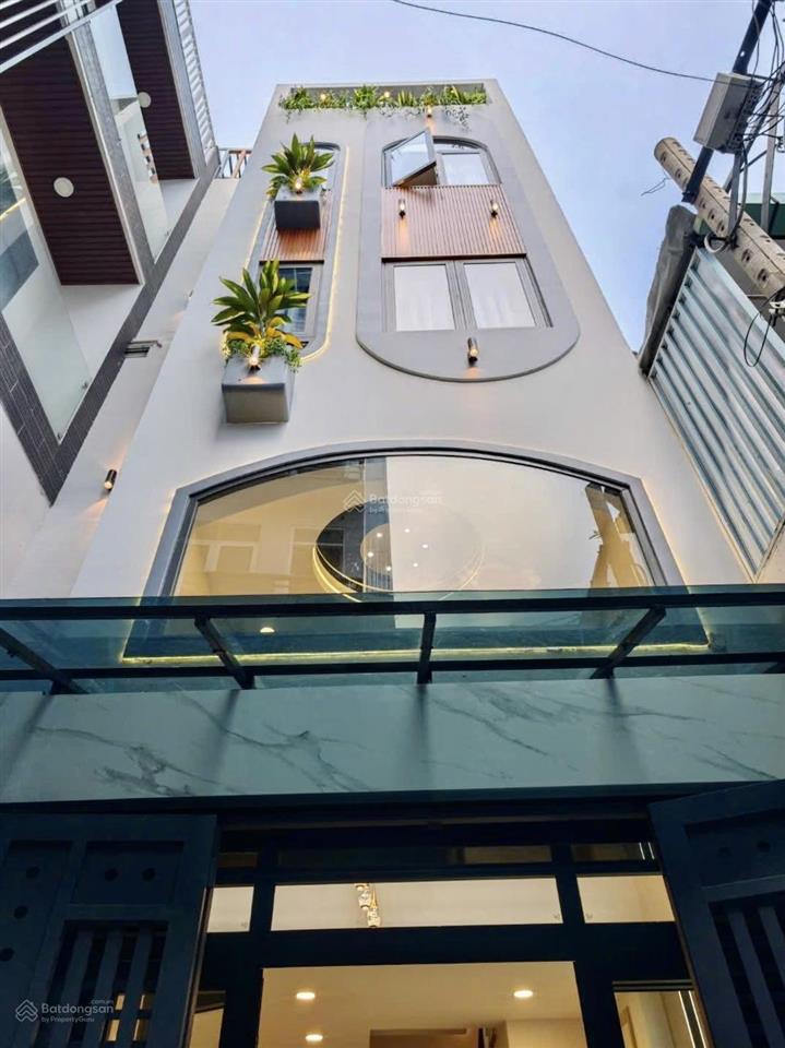 Chú sáu cần bán nhà lý tự trọngbến thànhq1, gần chợ bến thành.giá 5tỷ300tr/84,8m2,cho thuê 26tr