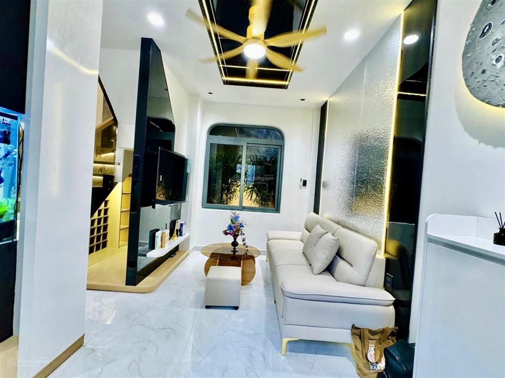 Bán gấp nhà hẻm oto nguyễn hữu cầutđq1, gần chợ tân định.giá 4tỷ600tr/79,5m2,cho thê 30 triệu