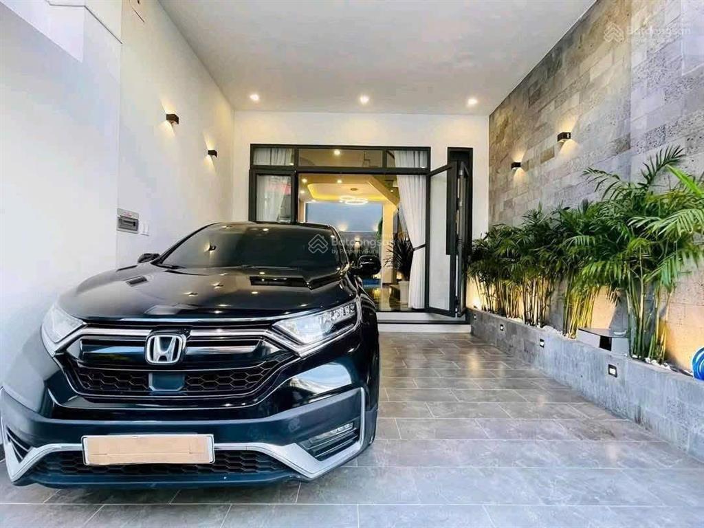 Giảm sốc nhà trần quốc thảop.võ thị sáuq3, gần bv mắt.giá 4tỷ200tr/79m2,cho thuê 26tr