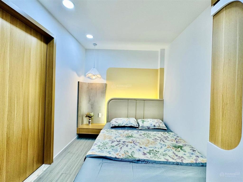 Bán nhanh nhà trần đình xun.cư trinhq1,gần tiểu học trần hưng đạo.giá4tỷ900tr,đang cho thuê 29tr