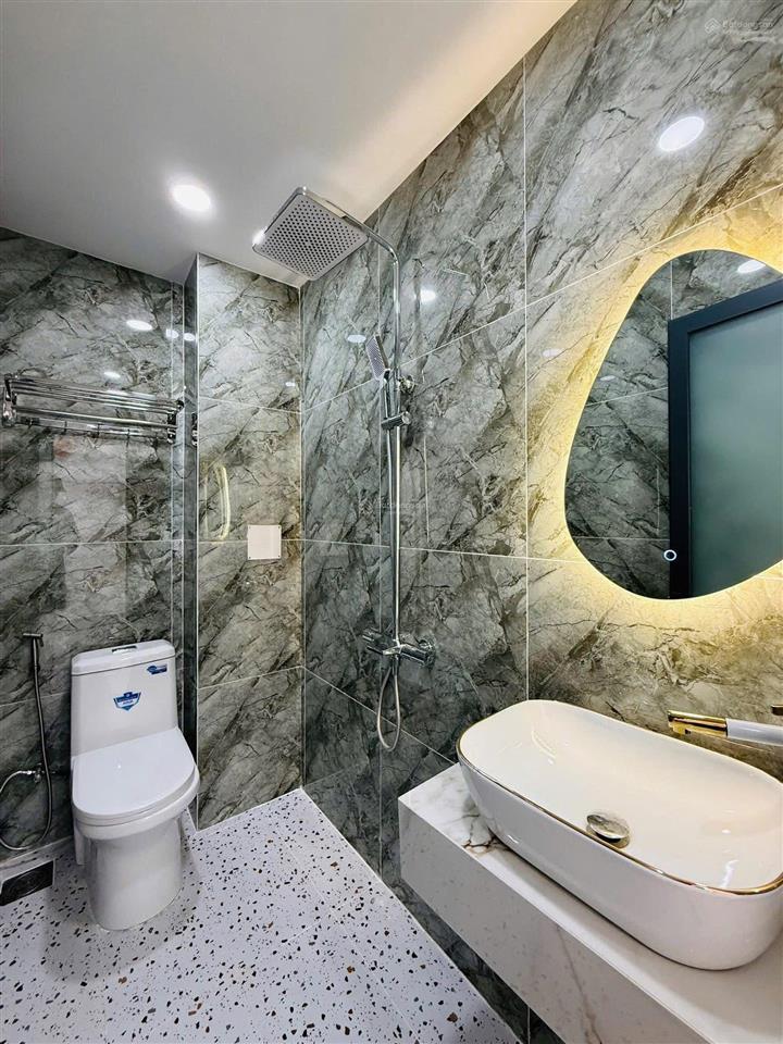 Giảm giá bán nhanh nhà tú xươngp.võ thị sáuq3,gần bệnh viện mắt.giá 4tỷ200tr/78m2,cho thuê 25tr