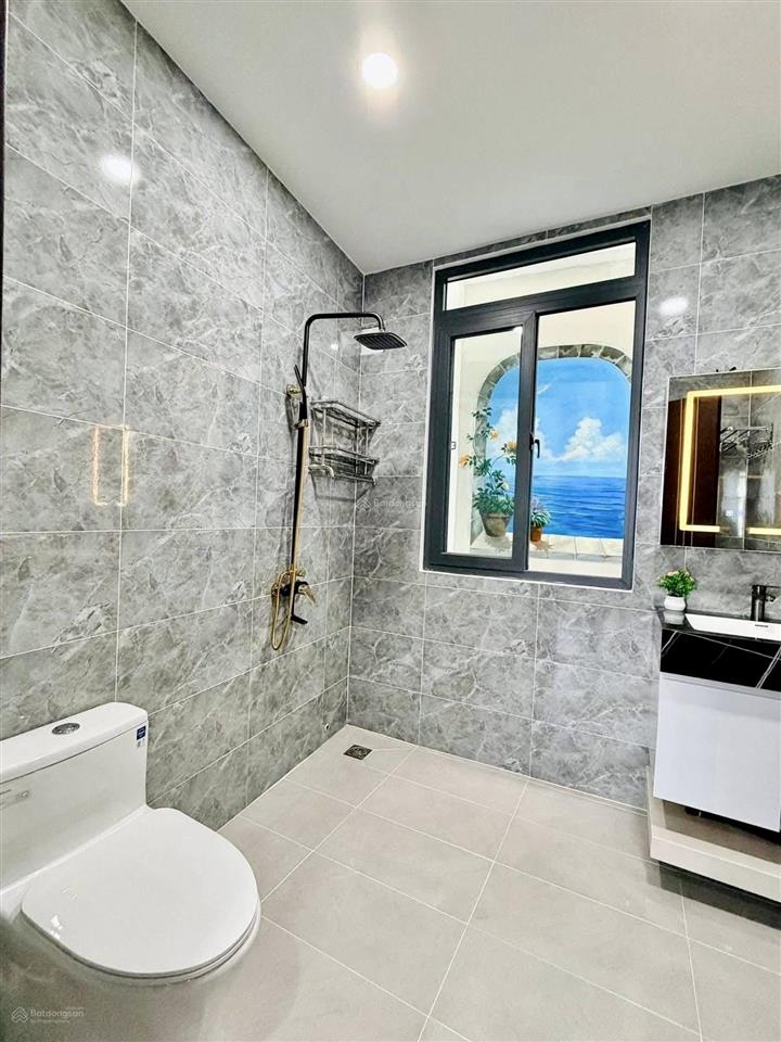 Cần bán siêu phẩm lê thánh tôn  p bến nghé  q1, gần chợ bến thành. 86m2, cho thuê 35tr