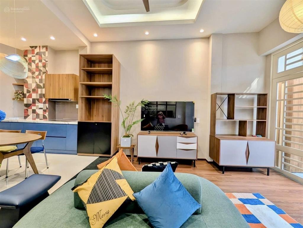 Mặt tiền nhà phố nơ trang longp13bt,gần cầu bình lợi.giá 3tỷ990tr/76,2m2, cho thuê 27tr