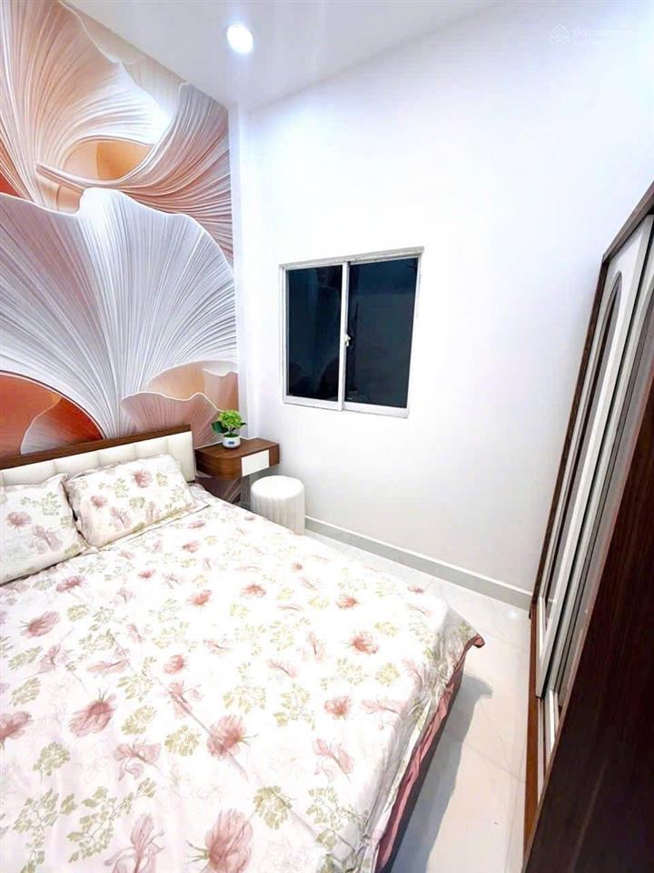 Giá tốt nhất nhà nguyễn chí thanhp12q5,gần bv phạm ngọc thạch.giá 3tỷ790tr/79m2,cho thuê 22 triệu