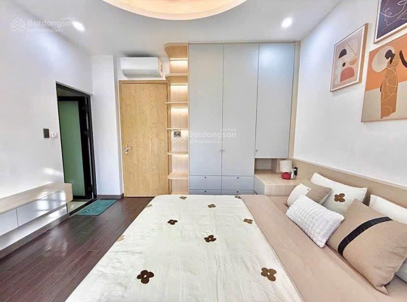 Giảm sốc nhà phạm ngũ lão  pnl  q1, gần cv 23tháng9.giá 5tỷ600tr/72/5m2, đang cho thuê 23tr/tháng