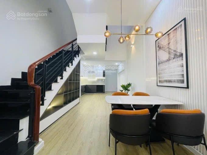 Cần bán nhanh nhà phố quang trung  p8  gò vấp, cv làng hoa 69m2, đang cho thuê 23tr/tháng