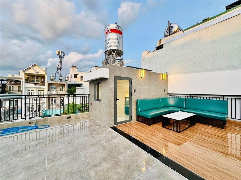 Nhà đẹp nam kỳ khởi nghĩavõ thị sáuq3,gần đh kinh tế.giá 9tỷ800tr/76m2 đang cho thuê 26tr/tháng.
