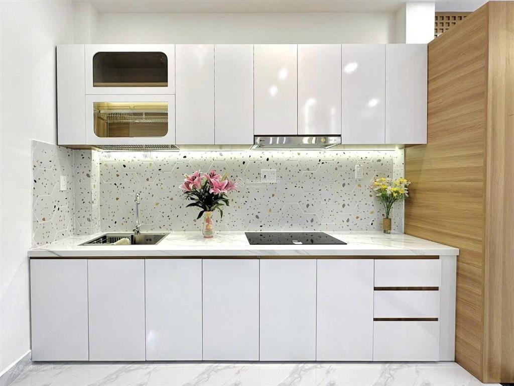 Siêu phẩm nhà vườn chuối  phường 4  quận 3, gần bv bình dân. dt 76m2, đang cho thuê 26tr/tháng