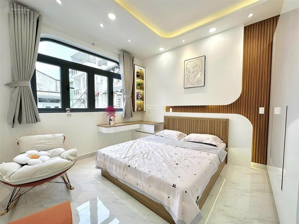 Siêu phẩm nhà vườn chuối  phường 4  quận 3, gần bv bình dân. dt 76m2, đang cho thuê 26tr/tháng