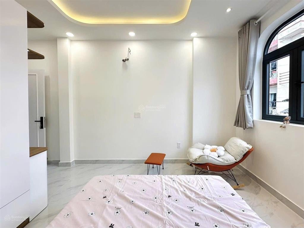 Siêu phẩm nhà vườn chuối  phường 4  quận 3, gần bv bình dân. dt 76m2, đang cho thuê 26tr/tháng