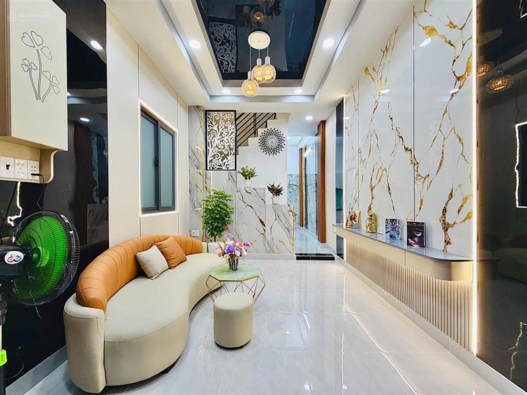 Giảm sốc nhà lý thường kiệtphường 12quận 5,gần bv chợ rẫy.giá 3tỷ690tr/69m2,cho thuê 19 tr/tháng.
