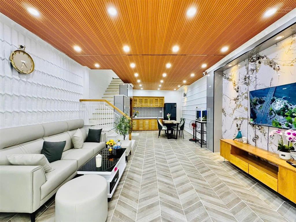 Nhà hẻm ôtô bắc hảiphường 15quận 10, gần chợ công viên lê thị riêng. dt 78m2, cho thuê 20tr