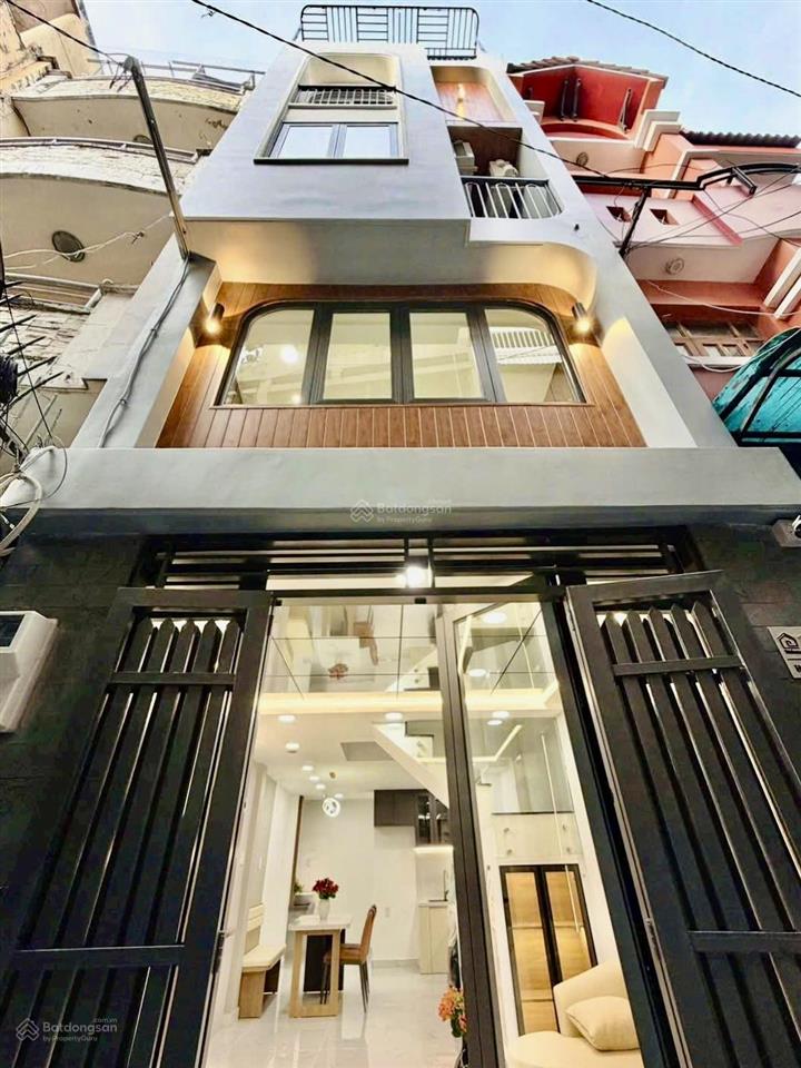Chủ cần tiền bán nhanh nhà thạch thị thanh  tđ  q1, gần cv lê văn tám. 88m2, cho thuê 37tr