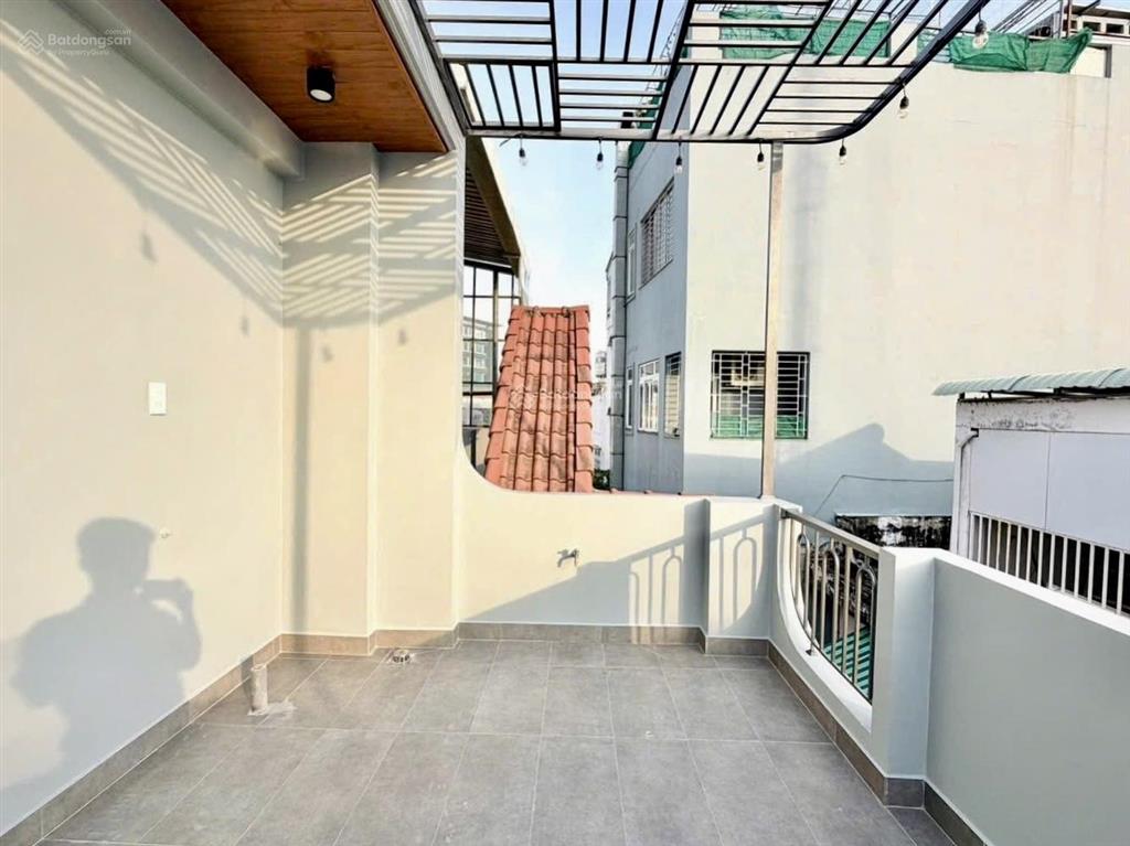 Chủ cần tiền bán nhanh nhà thạch thị thanh  tđ  q1, gần cv lê văn tám. 88m2, cho thuê 37tr