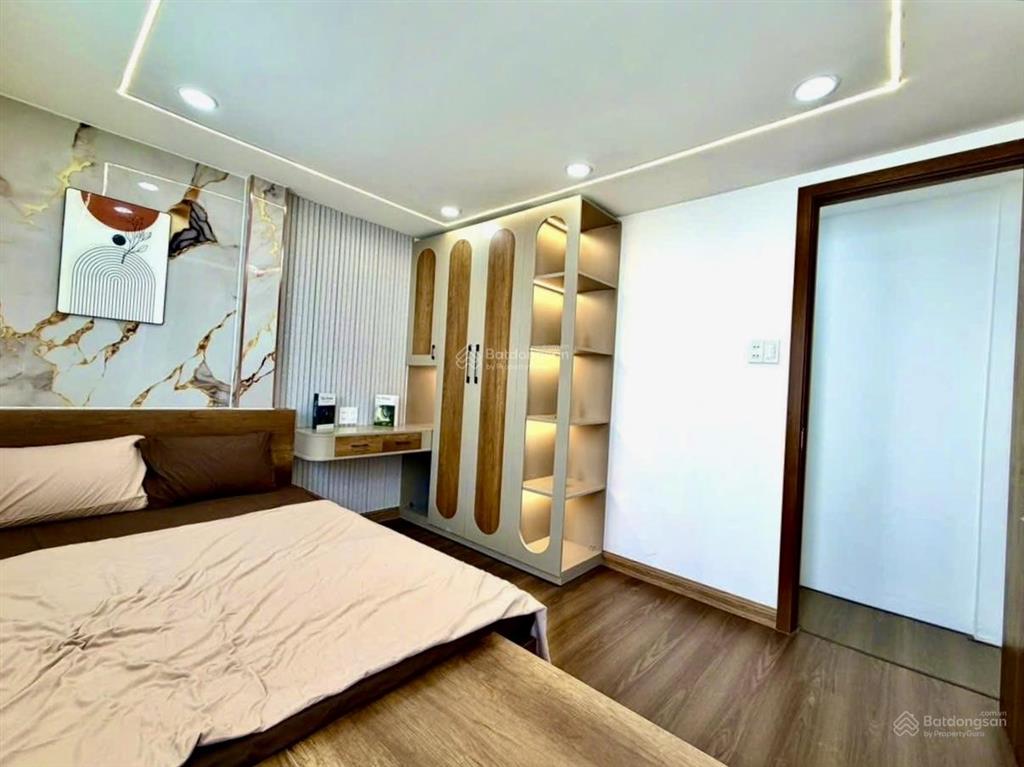 Hàng hiếm nhà phố nguyễn văn thủ  p. đa kao  q1, gần đại học kinh tế. 87m2, cho thuê 30tr