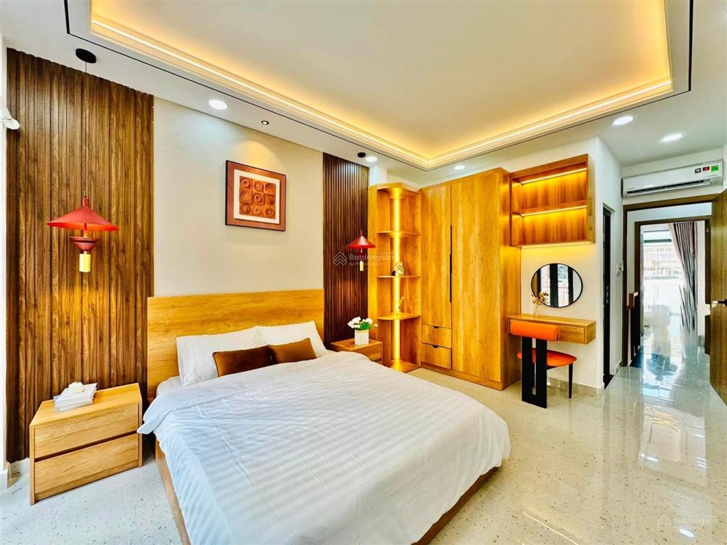 Ra nhanh nhà trương định  v. thị sáu  q3, gần cv tao đàn. 68m2, đang cho thuê 19tr/tháng