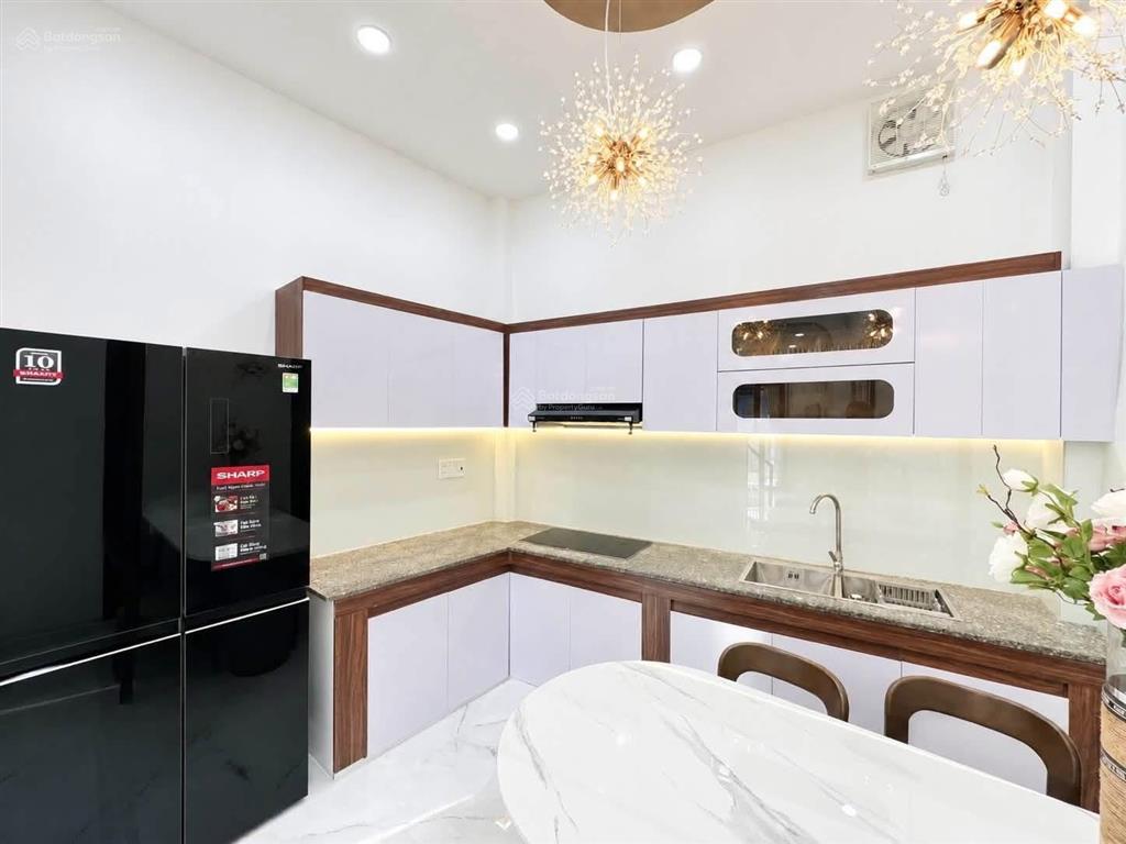 Siêu phẩm nhà nguyễn thái bình  nguyễn thái bình  q1, gần chợ dân sinh 76m2, cho thuê 26 tr