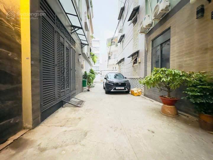 Chú 6 cần bán gấp nhà trần cao vân  võ thị sáu  q3, gần hồ con rùa. 79,9m2, cho thuê 26tr