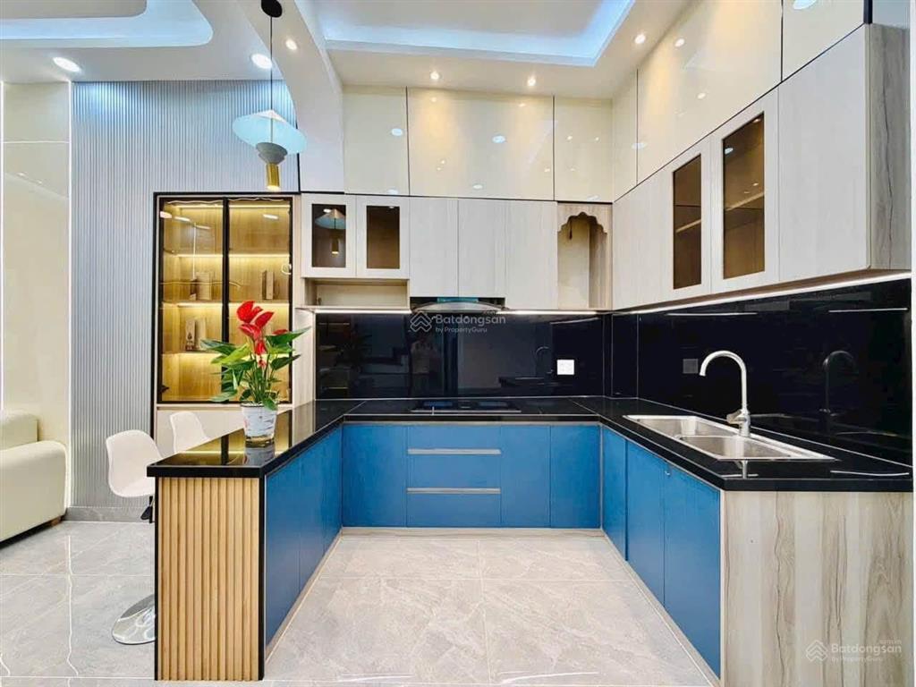 Hẻm oto bàn cờ  phường 2  quận 3, gần chợ bàn cờ, chợ vườn chuối. 72,8m2, cho thuê 23tr