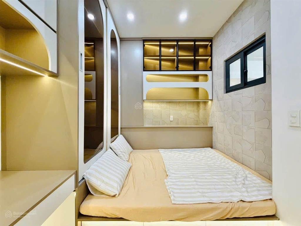 Hẻm oto bàn cờ  phường 2  quận 3, gần chợ bàn cờ, chợ vườn chuối. 72,8m2, cho thuê 23tr